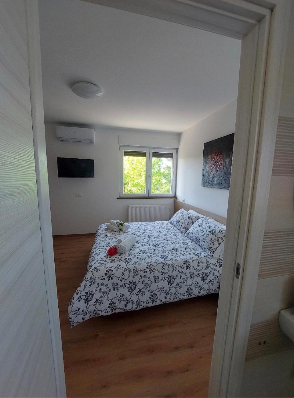 Locanda Rossa Hotel Romans di Varmo Buitenkant foto
