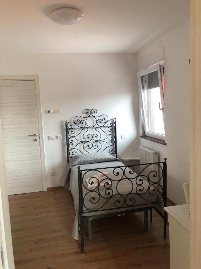 Locanda Rossa Hotel Romans di Varmo Buitenkant foto